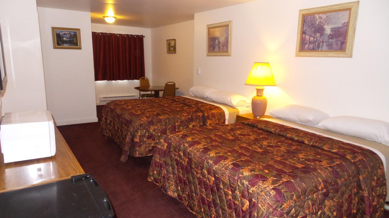 Golden Lion Motel Raymond Bagian luar foto