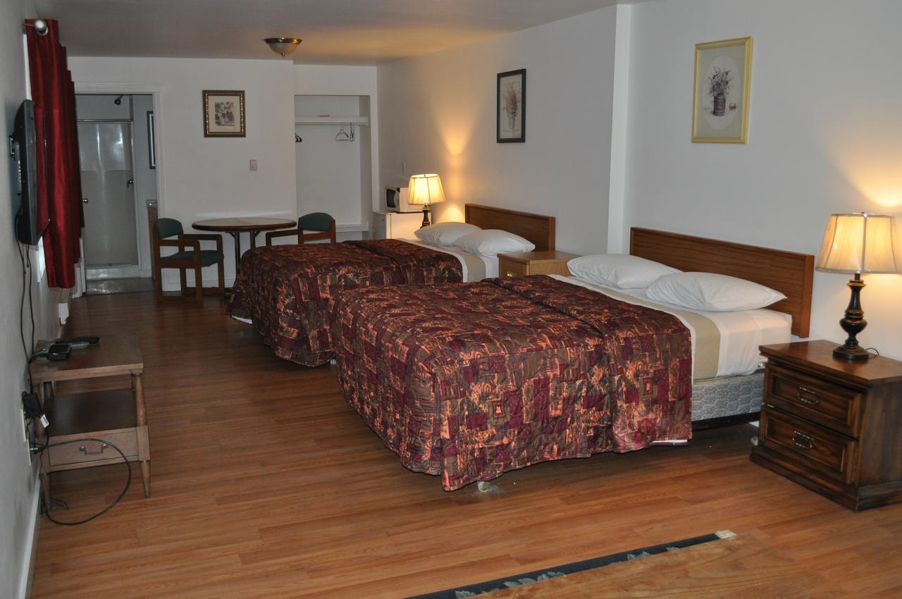 Golden Lion Motel Raymond Bagian luar foto